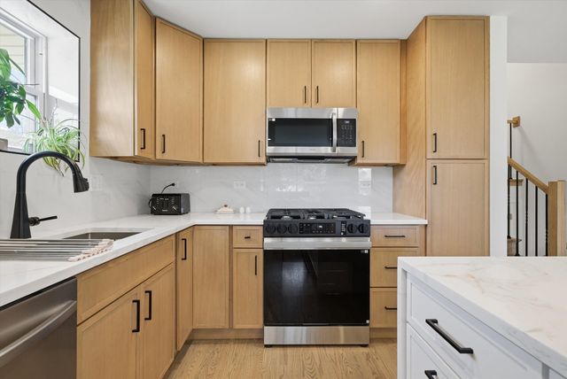 9536 Tripp Avenue, Skokie, IL 60076