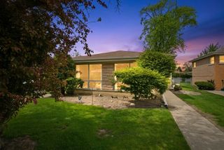 9536 Tripp Avenue, Skokie, IL 60076