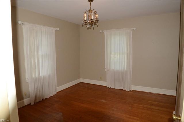 100 Sunset DR, Franklin, VA 23851