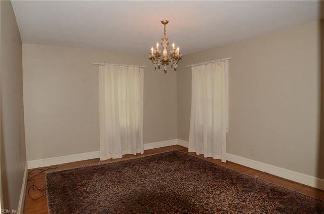 100 Sunset DR, Franklin, VA 23851