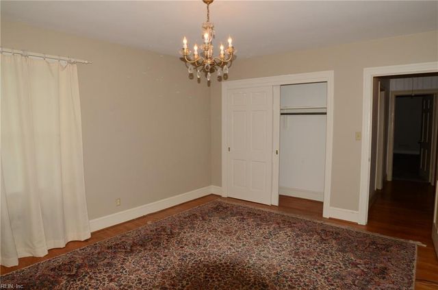 100 Sunset DR, Franklin, VA 23851