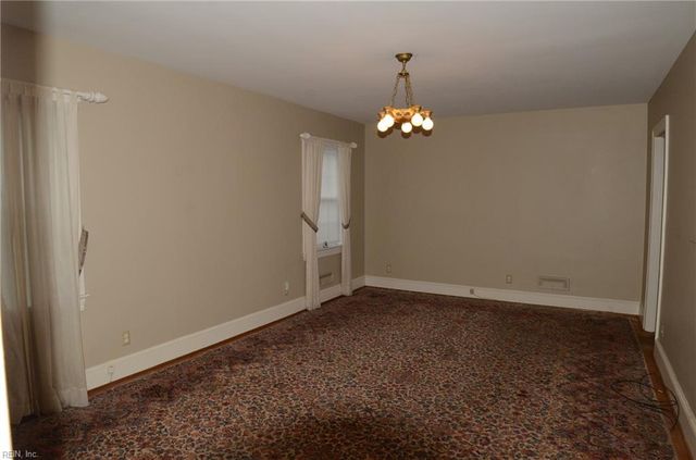 100 Sunset DR, Franklin, VA 23851
