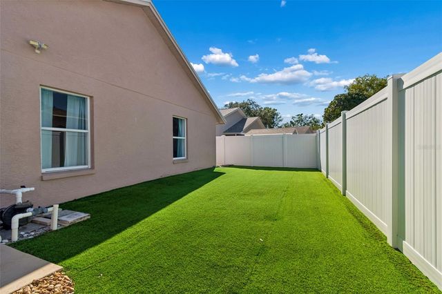 907 BRITTANY PARK BOULEVARD, Tarpon Springs, FL 34689