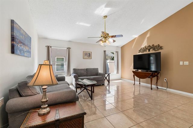 907 BRITTANY PARK BOULEVARD, Tarpon Springs, FL 34689