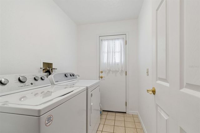 907 BRITTANY PARK BOULEVARD, Tarpon Springs, FL 34689