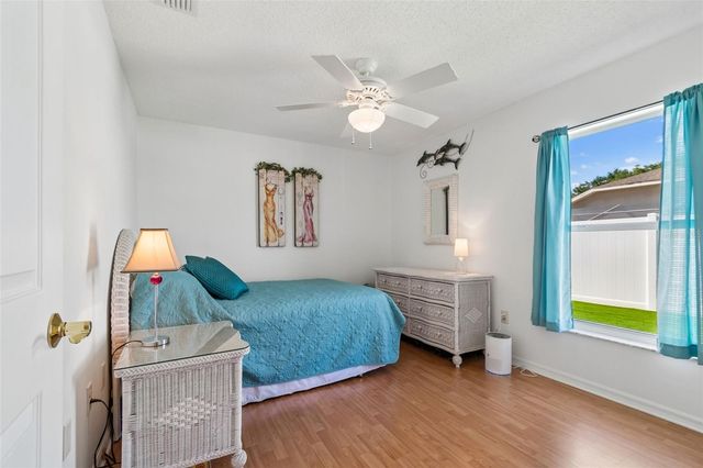 907 BRITTANY PARK BOULEVARD, Tarpon Springs, FL 34689