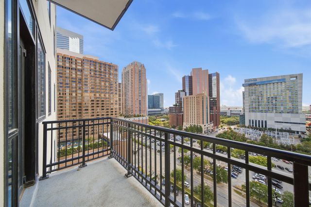 1211 Caroline Street 1302, Houston, TX 77002