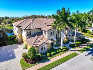 9105 Prima WAY # 102, Naples, FL 34113