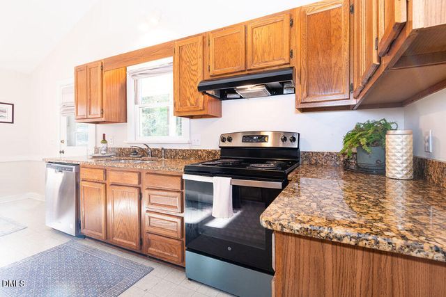 5613 Oldtowne Road, Raleigh, NC 27612