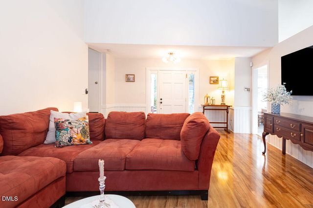 5613 Oldtowne Road, Raleigh, NC 27612