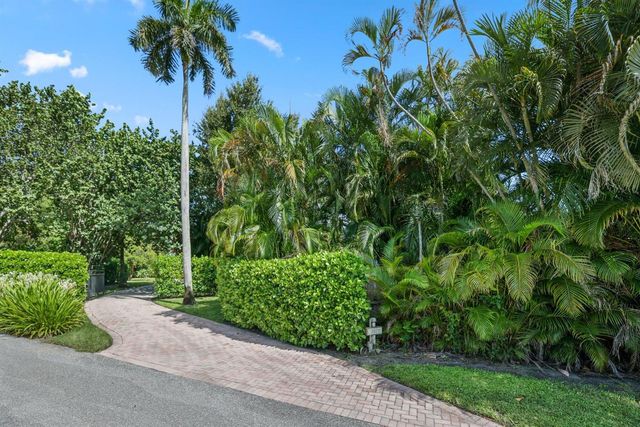 920 Hibiscus Lane, Delray Beach, FL 33444