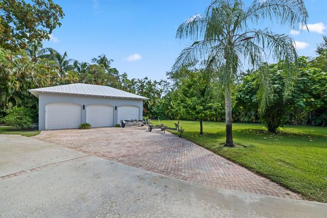920 Hibiscus Lane, Delray Beach, FL 33444