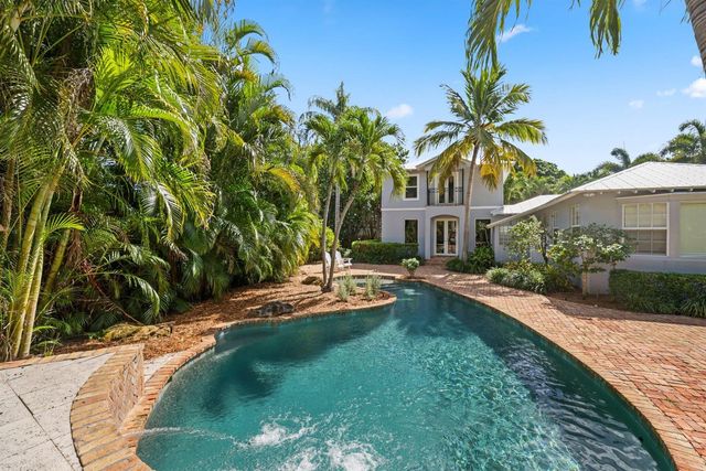 920 Hibiscus Lane, Delray Beach, FL 33444