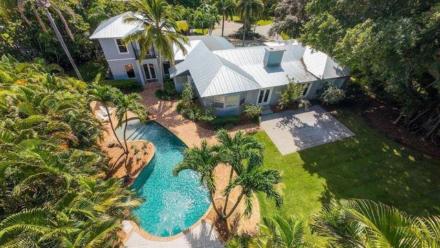 920 Hibiscus Lane, Delray Beach, FL 33444