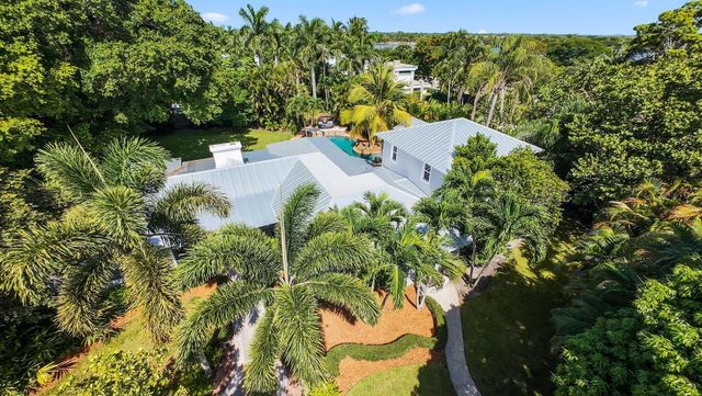 920 Hibiscus Lane, Delray Beach, FL 33444