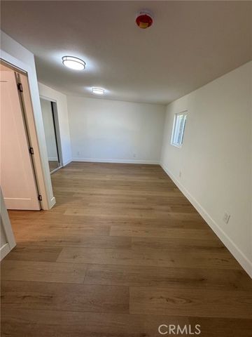 15643 Lassen, North Hills (los Angeles), CA 91343