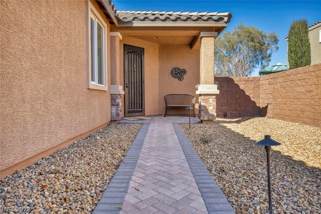 9076 Bridal Creek Avenue, Las Vegas, NV 89178