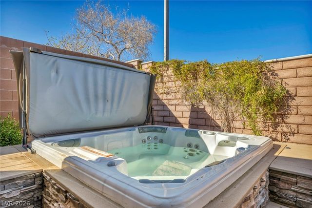 9076 Bridal Creek Avenue, Las Vegas, NV 89178