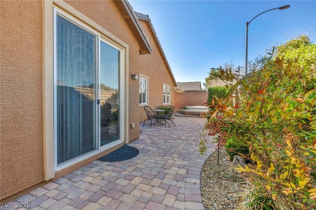 9076 Bridal Creek Avenue, Las Vegas, NV 89178