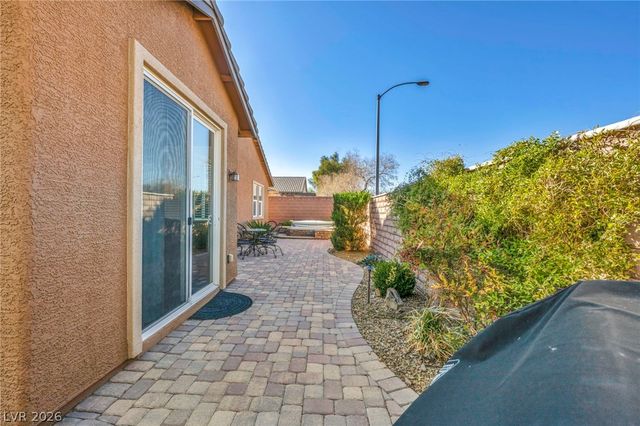 9076 Bridal Creek Avenue, Las Vegas, NV 89178