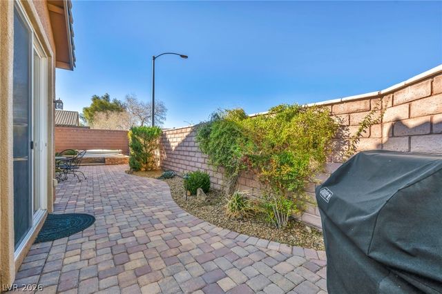 9076 Bridal Creek Avenue, Las Vegas, NV 89178