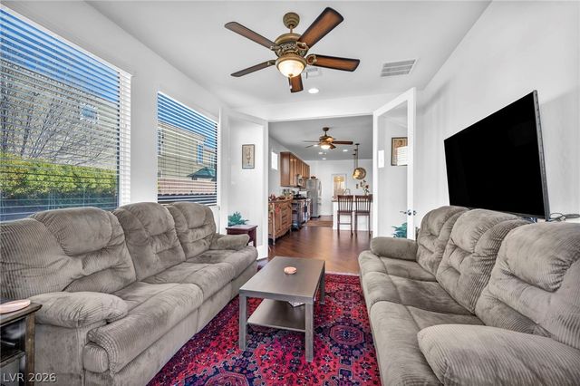 9076 Bridal Creek Avenue, Las Vegas, NV 89178