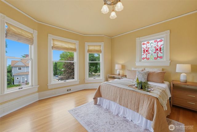 502 N E Street, Tacoma, WA 98403