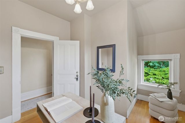 502 N E Street, Tacoma, WA 98403