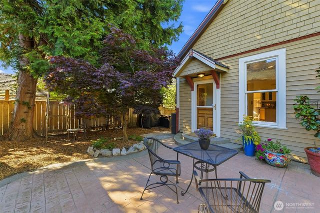 502 N E Street, Tacoma, WA 98403
