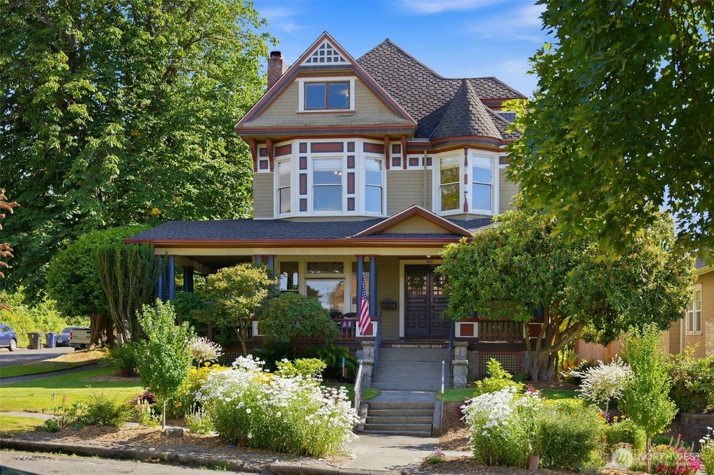 502 N E Street, Tacoma, WA 98403