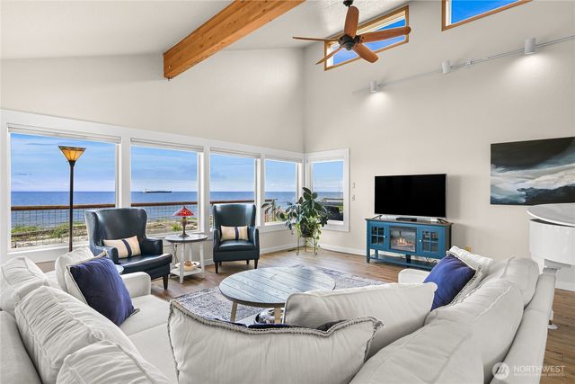 4501 Sucia Drive, Ferndale, WA 98248