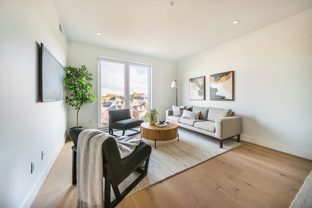 66 Mcgrath 510, Quincy, MA 02169