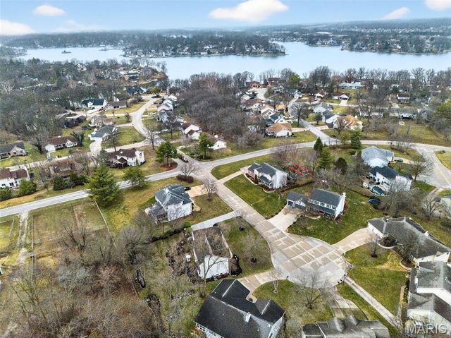 4 Rudder Court, Lake St Louis, MO 63367