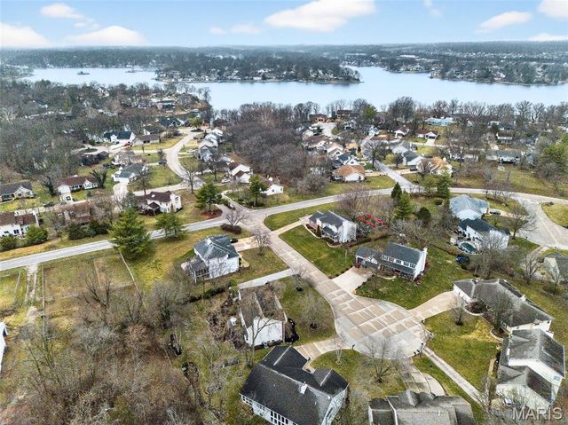 4 Rudder Court, Lake St Louis, MO 63367