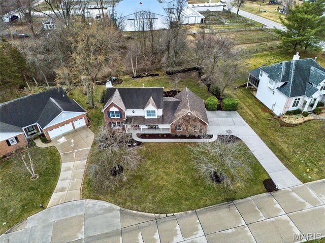 4 Rudder Court, Lake St Louis, MO 63367