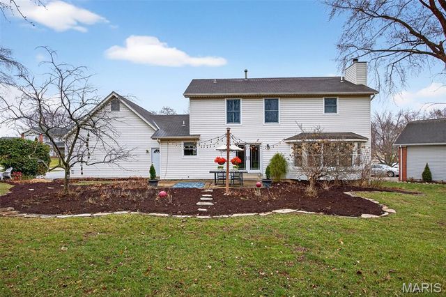 4 Rudder Court, Lake St Louis, MO 63367