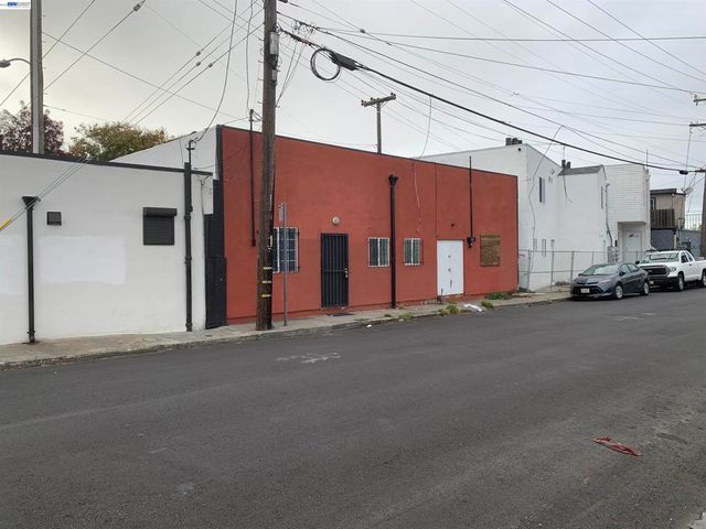 11070 San Leandro St., Oakland, CA 94603