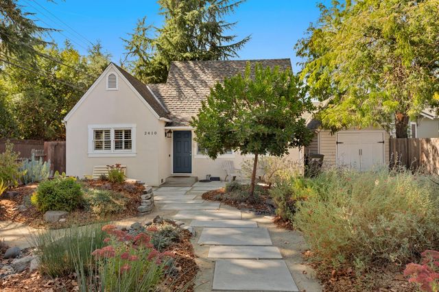 2410 41st St, Sacramento, CA 95817