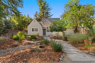 2410 41st St, Sacramento, CA 95817
