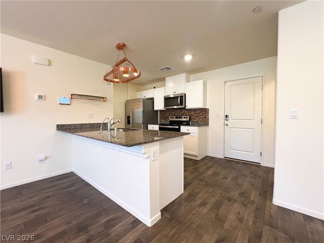 1125 Meadow Sparrow Place, Henderson, NV 89011