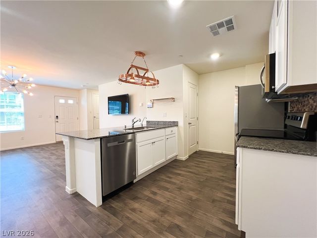 1125 Meadow Sparrow Place, Henderson, NV 89011