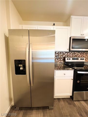 1125 Meadow Sparrow Place, Henderson, NV 89011