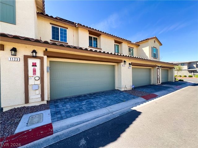 1125 Meadow Sparrow Place, Henderson, NV 89011