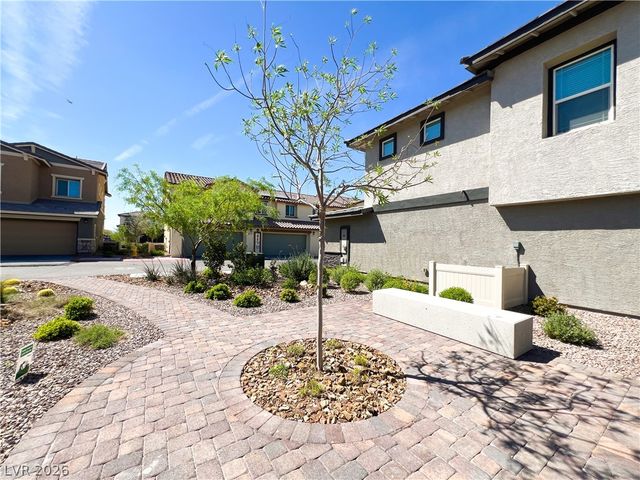1125 Meadow Sparrow Place, Henderson, NV 89011