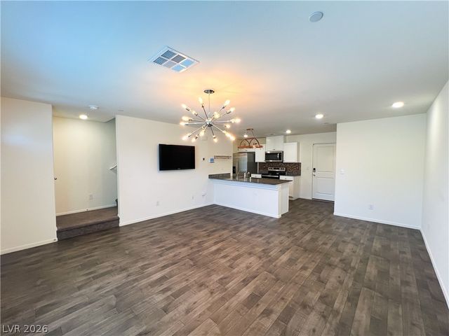 1125 Meadow Sparrow Place, Henderson, NV 89011