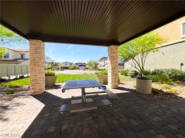 1125 Meadow Sparrow Place, Henderson, NV 89011