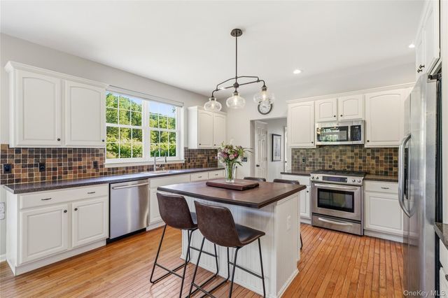 2 Elgin Court, Highland Mills, NY 10930