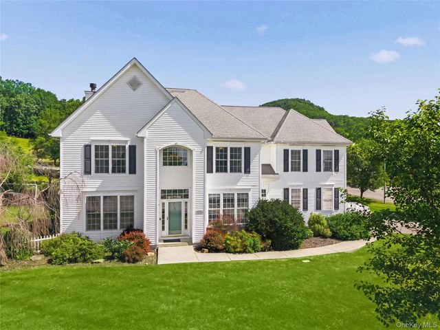 2 Elgin Court, Highland Mills, NY 10930