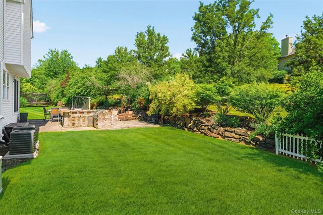 2 Elgin Court, Highland Mills, NY 10930