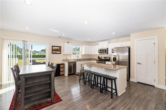 106 First View WAY, Moyock, NC 27958